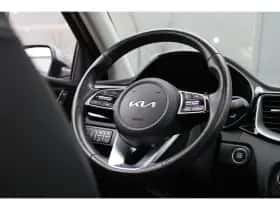 Kia Ceed Sportswagon (2024) thumbnail 17