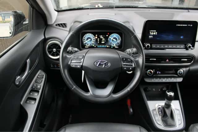 Hyundai Kona (2022) thumbnail 14