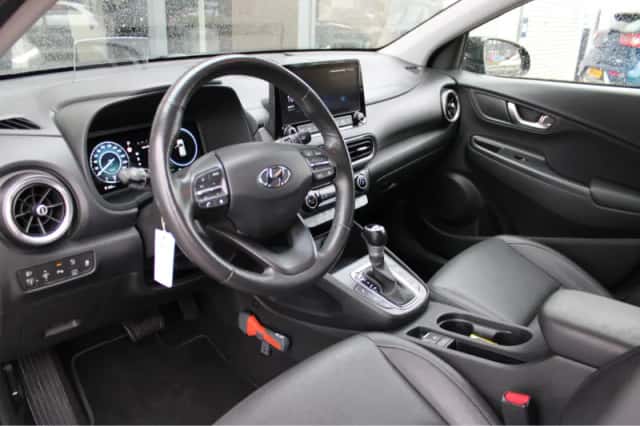 Hyundai Kona (2022) thumbnail 9