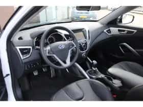 Hyundai Veloster (2013) thumbnail 15