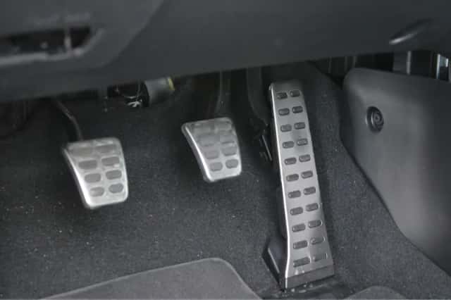 Hyundai Veloster (2013) thumbnail 16