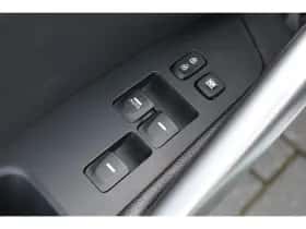 Hyundai Veloster (2013) thumbnail 17