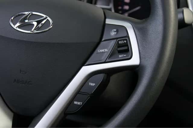 Hyundai Veloster (2013) thumbnail 27