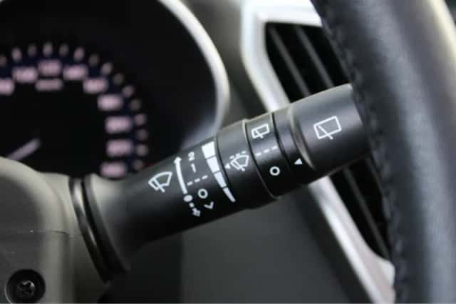 Hyundai Veloster (2013) thumbnail 31