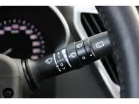 Hyundai Veloster (2013) thumbnail 31