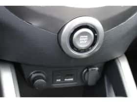Hyundai Veloster (2013) thumbnail 32