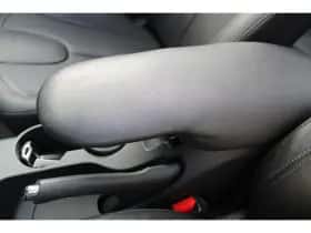 Hyundai Veloster (2013) thumbnail 33