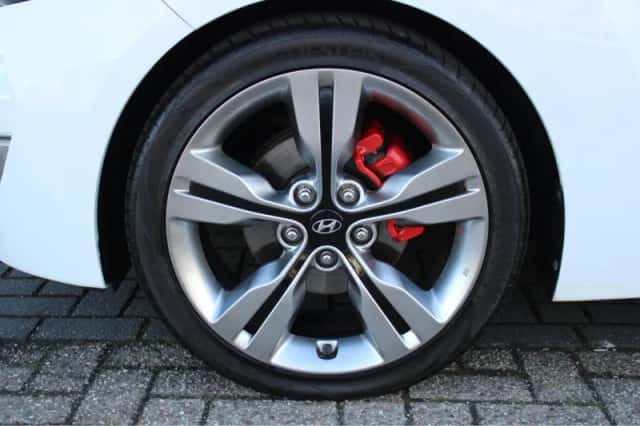 Hyundai Veloster (2013) thumbnail 5
