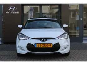 Hyundai Veloster (2013) thumbnail 8