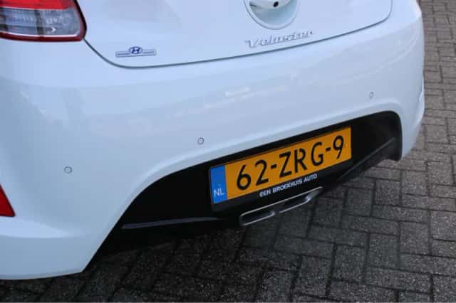 Hyundai Veloster (2013) thumbnail 9