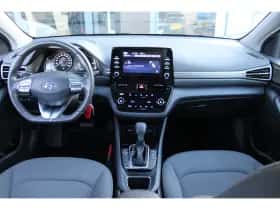 Hyundai Ioniq (2022) thumbnail 3
