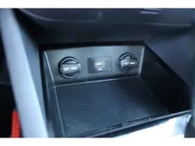Hyundai Ioniq (2022) thumbnail 27