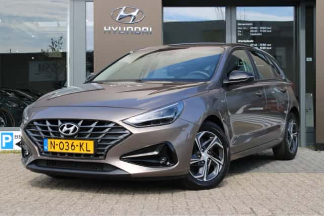 Hyundai i30 (2021) thumbnail 1
