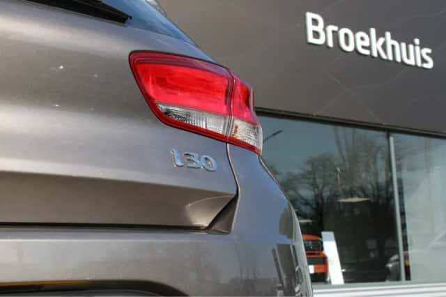 Hyundai i30 (2021) thumbnail 11