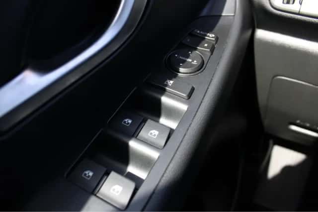 Hyundai i30 (2021) thumbnail 17