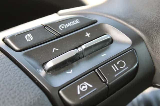 Hyundai i30 (2021) thumbnail 23