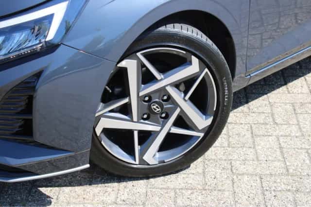 Hyundai i20 (2025) thumbnail 4