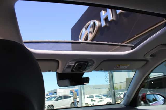 Hyundai Kona (2025) thumbnail 18