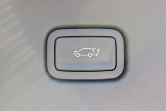 Hyundai Kona (2025) thumbnail 3