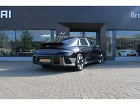 Hyundai Ioniq 6 (2024) thumbnail 2