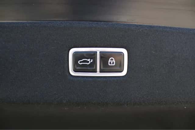 Hyundai Ioniq 6 (2024) thumbnail 8