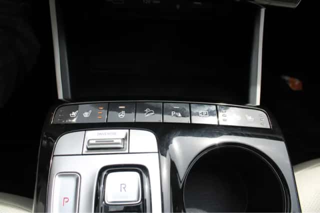Hyundai Tucson (2022) thumbnail 24