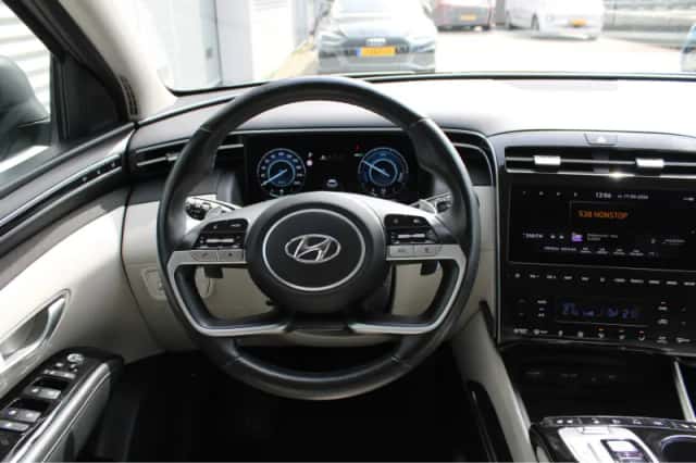Hyundai Tucson (2022) thumbnail 6