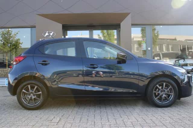 Mazda 2 (2023) thumbnail 5