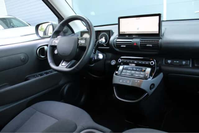 Hyundai INSTER (2025) thumbnail 13