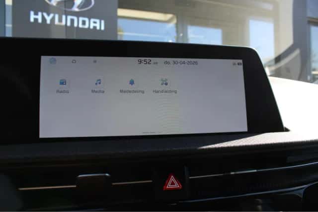 Kia EV6 (2022) thumbnail 17