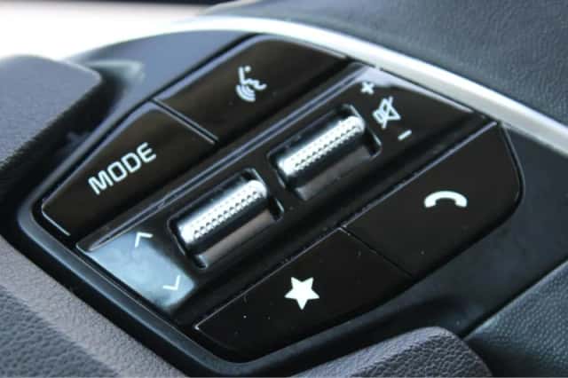 Kia EV6 (2022) thumbnail 34