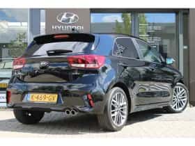 Kia Rio (2020) thumbnail 2