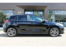 Kia Rio (2020) thumbnail 4