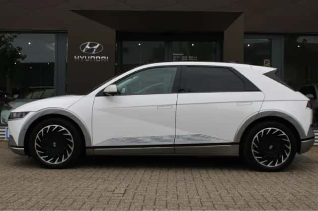 Hyundai Ioniq 5 (2021) thumbnail 7