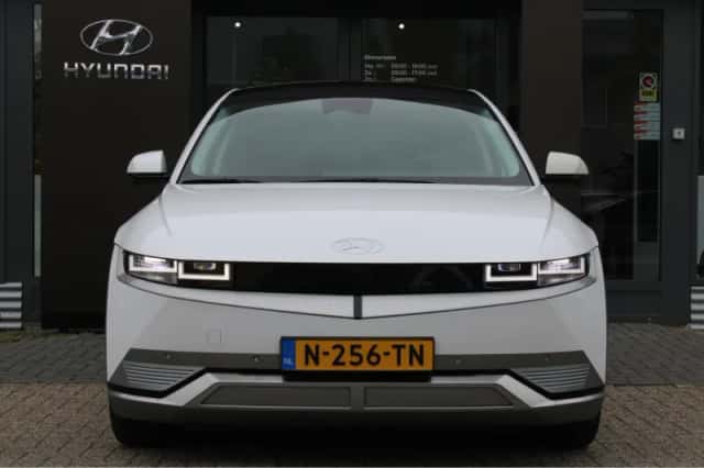 Hyundai Ioniq 5 (2021) thumbnail 8
