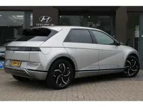Hyundai Ioniq 5 (2023) thumbnail 2