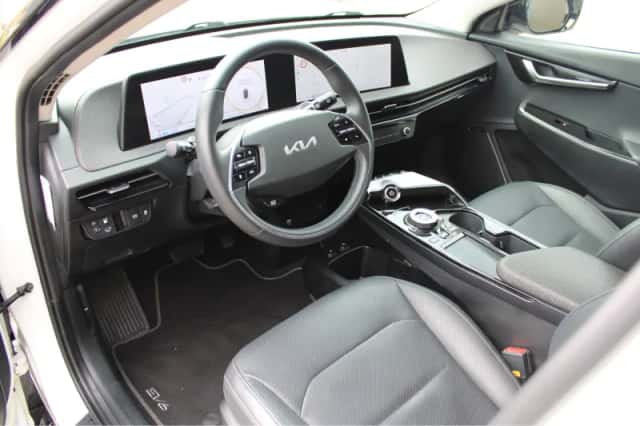 Kia EV6 (2021) thumbnail 13