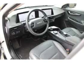 Kia EV6 (2021) thumbnail 13