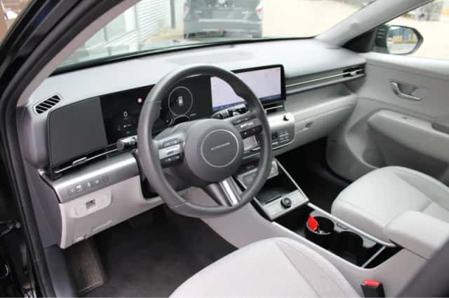 Hyundai Kona (2025) thumbnail 13