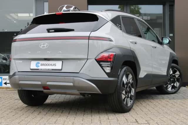 Hyundai Kona (2024) thumbnail 2