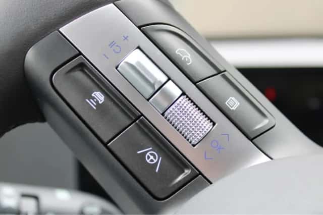 Hyundai Kona (2024) thumbnail 18
