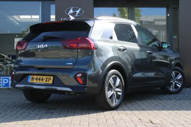 Kia Niro (2022) thumbnail 2