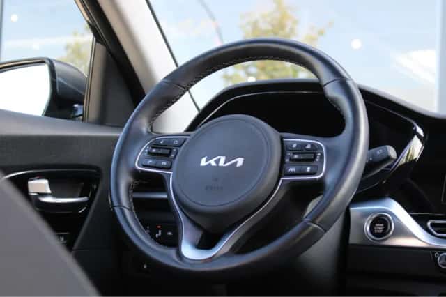 Kia Niro (2022) thumbnail 14