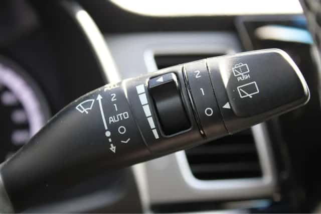 Kia Niro (2018) thumbnail 16