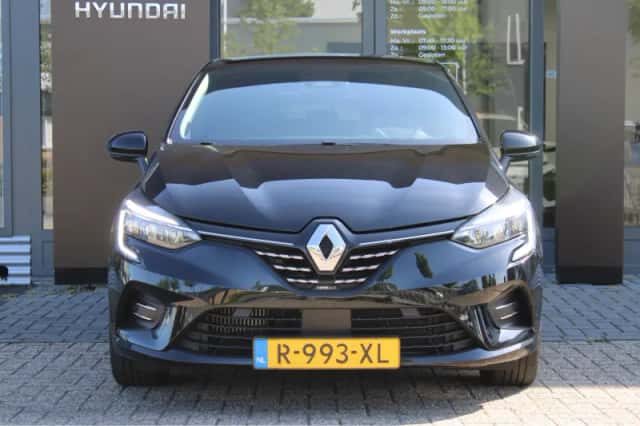Renault Clio (2022) thumbnail 5