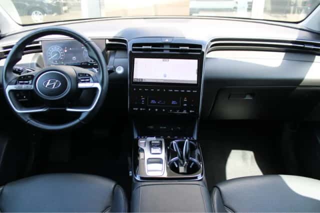 Hyundai Tucson (2024) thumbnail 3