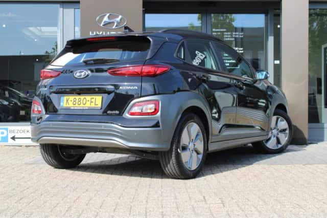 Hyundai Kona (2020) thumbnail 2