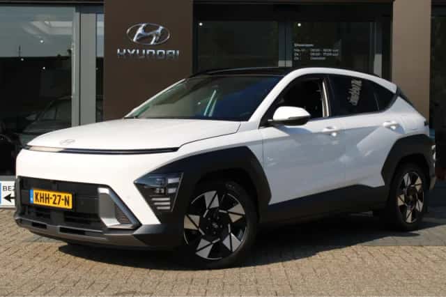 Hyundai Kona (2025) thumbnail 1