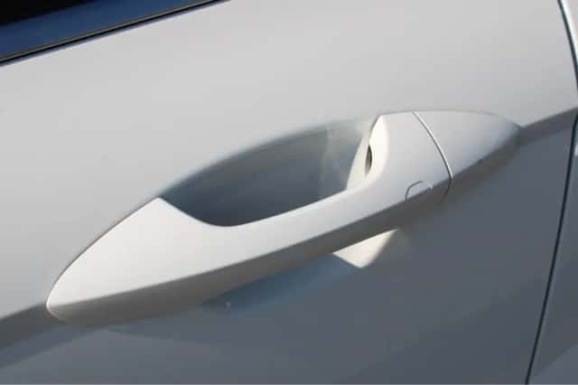 Hyundai Kona (2025) thumbnail 5