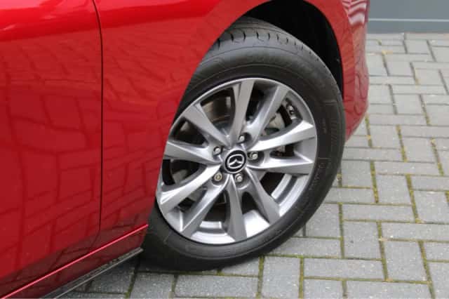 Mazda 3 (2020) thumbnail 4